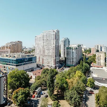 Arcadia Vip Apartament Odessa